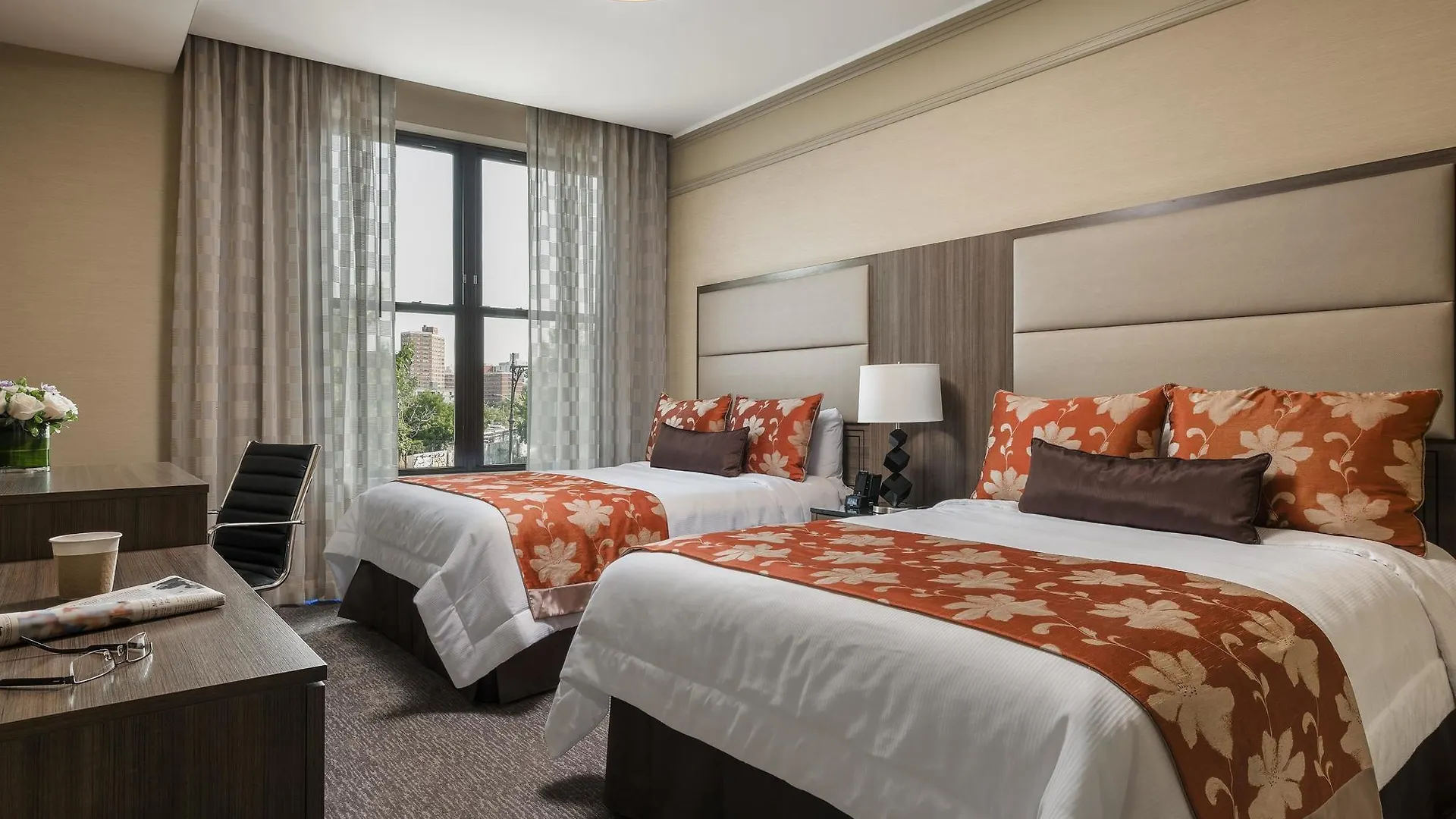Opera House Hotel New York 3*,